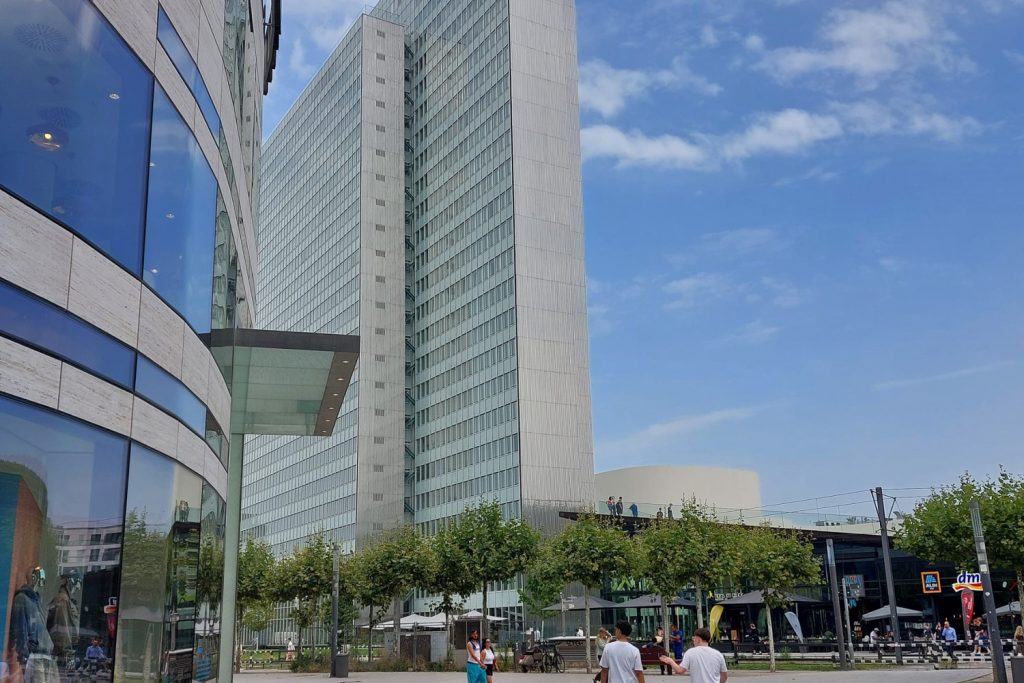 Außenaufnahme des Gebäudes "Kö-Bogen I"