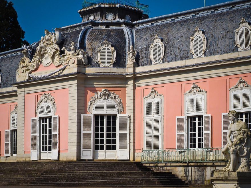 Ein Tag in Düsseldorf: Von Barock, Nachkriegsmoderne und Urbanismus